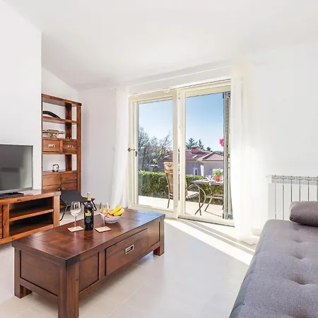 1 Bedroom Beautiful In Matulji