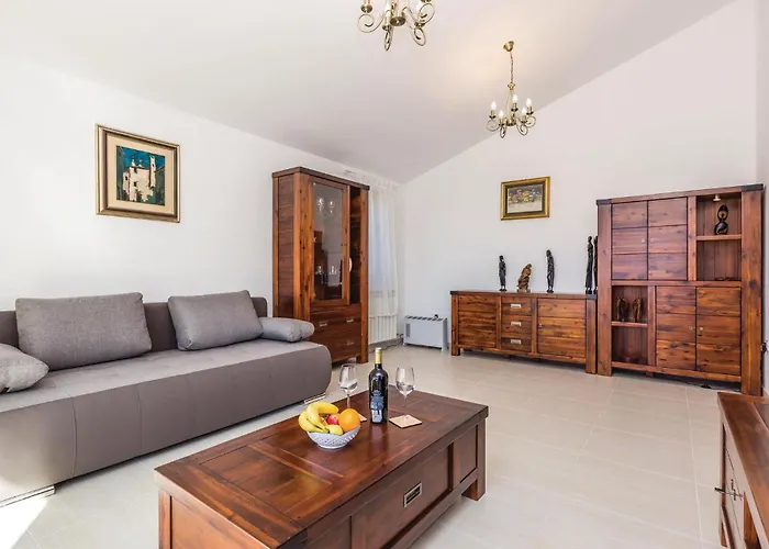 1 Bedroom Amazing In Apartamento